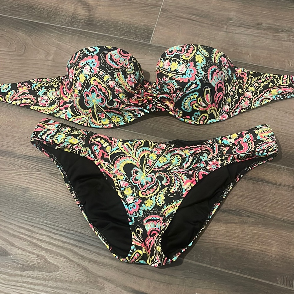 Victoria’s secret bikini